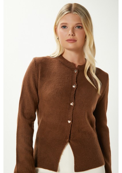 Kadın Donna Yumuşak Dokulu Kalp Düğmeli Kahverengi Triko Hırka fiyatları