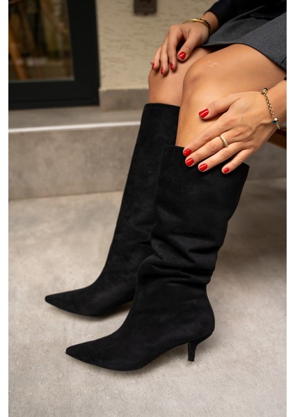 Polka Siyah Süet Sivri Burun Düz Çizme indirimleri