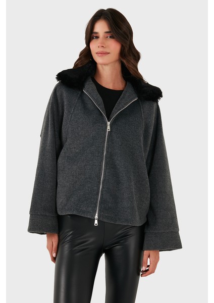 Pamuk Karışımlı Oversize Kürklü Yaka Yarasa Kol Kışa Kaşe Mont Bayan Mont 6839660 modelleri