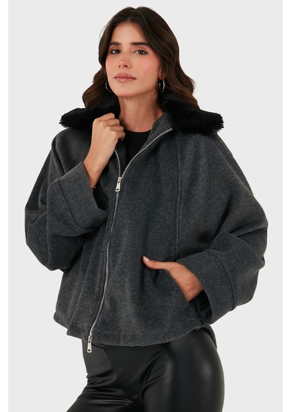 Pamuk Karışımlı Oversize Kürklü Yaka Yarasa Kol Kışa Kaşe Mont Bayan Mont 6839660 fırsatları