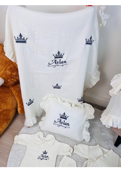 Isme Özel Nakış Işlemeli %100 Pamuk Müslin Hastane Çıkış Seti Takı Yastığı ve Puset Örtüsü