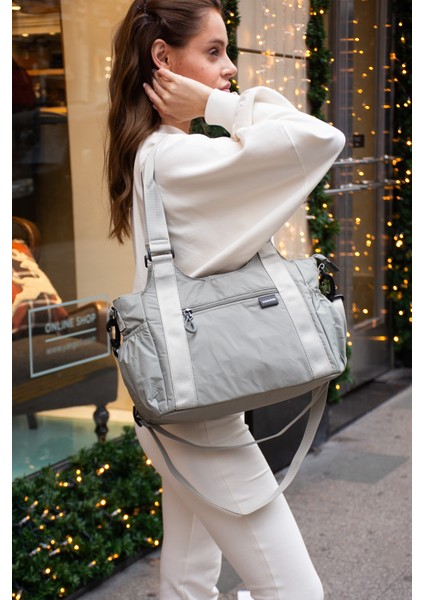 Hafif ve Dayanıklı Paraşüt Kumaş El ve Çapraz Askılı Çok Bölmeli Çanta modelleri