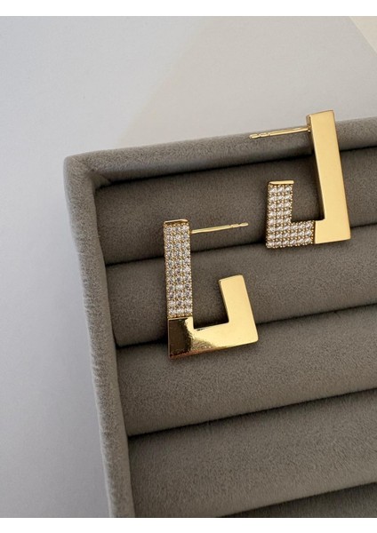 Özel Seri 14K Xp Taşlı Gold Tasarım Küpe