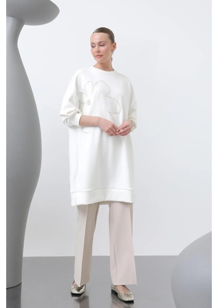 Kadın Önü Işlemeli Garni Detaylı Tunik - 10627TNK