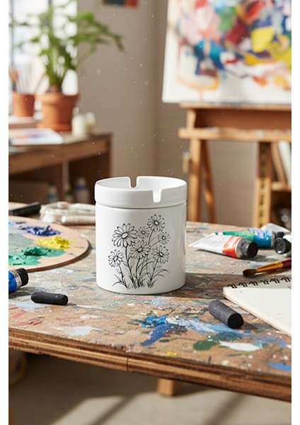 Siyah Çiçekler Baskılı Seramik Kapaklı Kokusuz Küllük