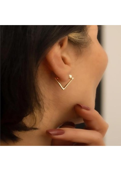 14 Ayar Altın Üçgen Tekli Küpe fırsatları