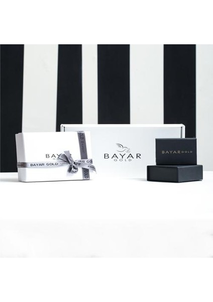 14 Ayar Altın Üçgen Tekli Küpe indirimleri