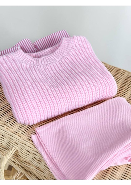 Pembe Fırfır Detaylı Kombin Takım – Örme & Gömlek Kumaş Üst + Boru Paça Alt fırsatları
