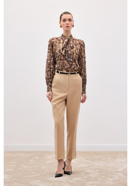 Fular Detaylı Bluz - Kahve fiyatları