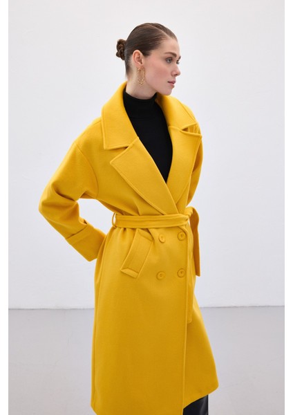 Beli Bağlamalı Uzun Kaban - Sarı