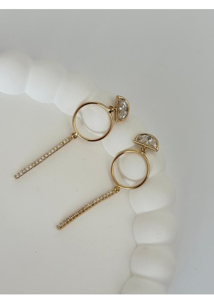 Özel Seri Xp 14K Kristal Taş Detay Gold Çubuk Sallantılı Küpe modelleri