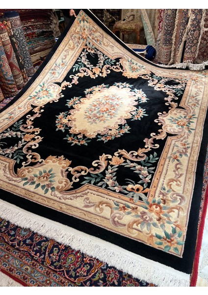 El Dokuma Kabartmalı Çin Halısı Birinci Sınıf Kalite Siyah Renk Ebat 310X245