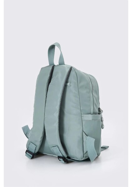 17617 Kadın Sırt Çantası fırsatları