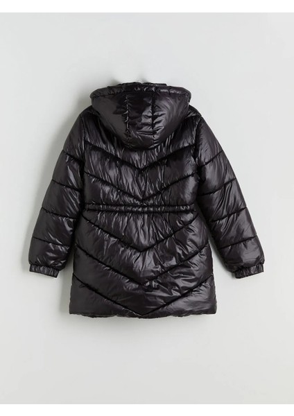 Lcw Kids Siyah Kapüşonlu Kız Çocuk Uzun Şişme Mont modelleri