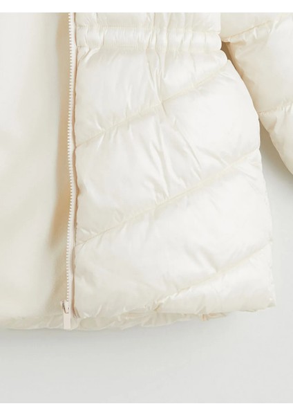 Lcw Kids Ekru Kapüşonlu Kız Çocuk Şişme Mont fiyatları