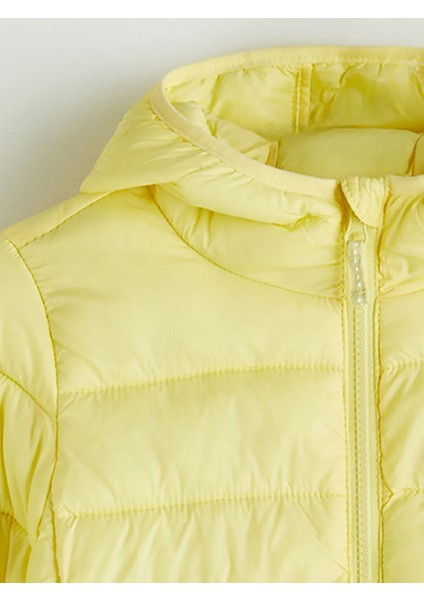 Lcw Eco Sarı Kapüşonlu Kız Çocuk Şişme Mont modelleri