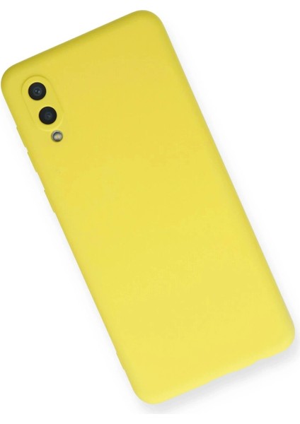 Samsung Galaxy A02 Kılıf Nano Içi Kadife Silikon - Sarı modelleri
