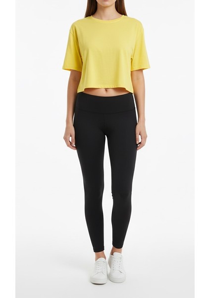 Kadın Bisiklet Yaka Basic Kısa Kol Crop Tişört