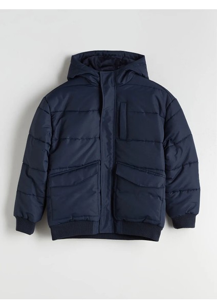 Lcw Kids Lacivert Kapüşonlu Erkek Çocuk Şişme Mont