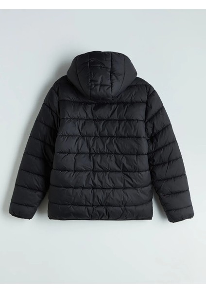 Lcw Kids Siyah Kapüşonlu Erkek Çocuk Şişme Mont fiyatları