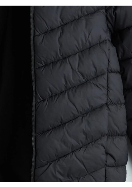 Lcw Kids Siyah Kapüşonlu Erkek Çocuk Şişme Mont modelleri