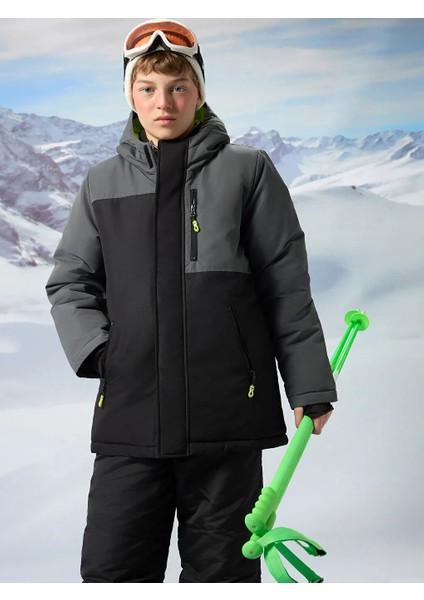 Lcw Kids Siyah Kapüşonlu Erkek Çocuk Mont