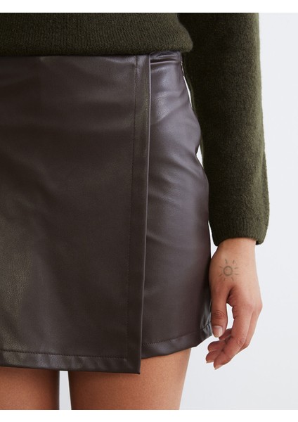 Yeni Sezon Dar Fit Kadın Deri Görünümlü Şort Etek modelleri