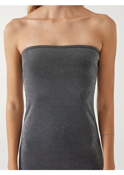 Yeni Sezon Straplez Yaka Parlak Görünümlü Elbise modelleri