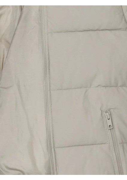 Lcw Vision Bej Kürk Yaka Erkek Çocuk Şişme Mont fiyatları