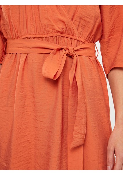 Yeni Sezon Kadın V Yaka Düz Elbise fırsatları