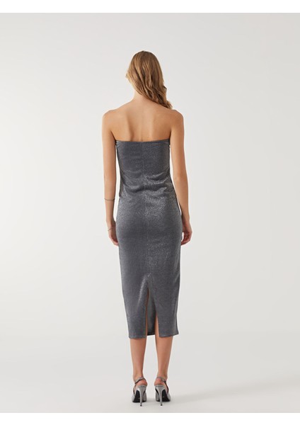 Yeni Sezon Straplez Yaka Parlak Görünümlü Elbise indirimleri