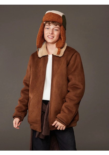 Lcw Kids Kahverengi Kürk Yaka Erkek Çocuk Süet Görünümlü Mont