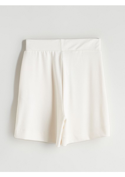 Yeni Sezon Beli Lastikli Kadın Şort indirimleri