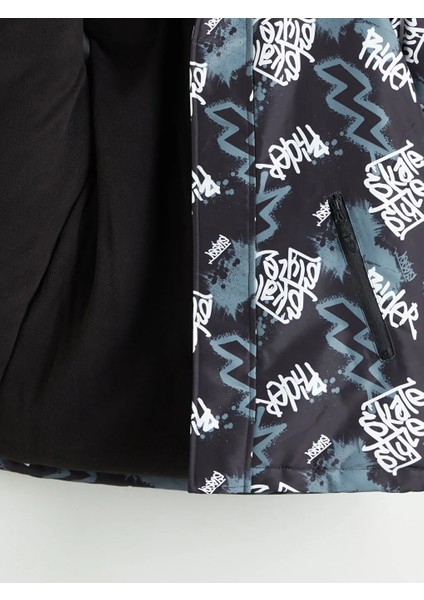 Lcw Kids Siyah Kapüşonlu Erkek Çocuk Mont fiyatları