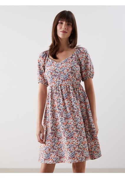 Yeni Sezon Kalp Yaka Çiçekli Mini Elbise fırsatları