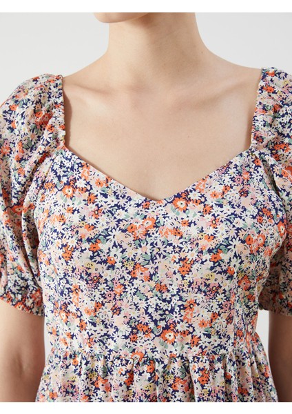 Yeni Sezon Kalp Yaka Çiçekli Mini Elbise indirimleri