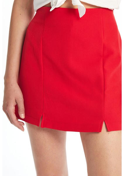 Yeni Sezon Kadın Beli Fermuarlı Düz Şortlu Etek fırsatları