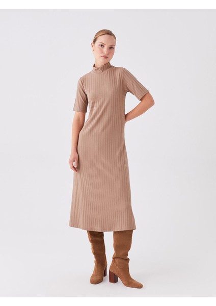 Yeni Sezon Dik Yaka Kendinden Desenli Kısa Kollu Elbise