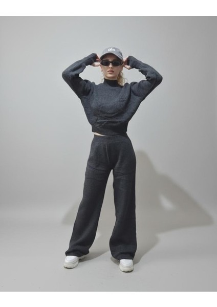 Kadın Balıkçı Yaka Geniş Paça Triko Takım fiyatları