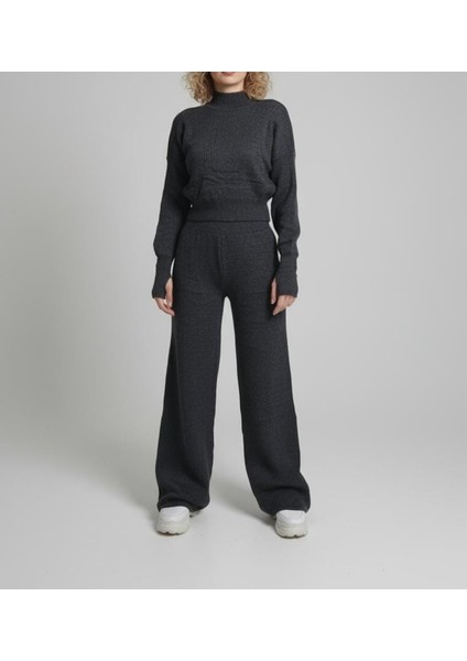 Kadın Balıkçı Yaka Geniş Paça Triko Takım fırsatları