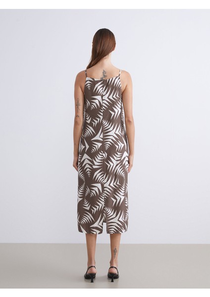 Yeni Sezon Kare Yaka Desenli Elbise fırsatları