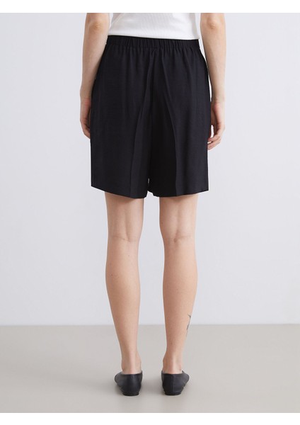 Yeni Sezon Beli Lastikli Kadın Pileli Şort fırsatları