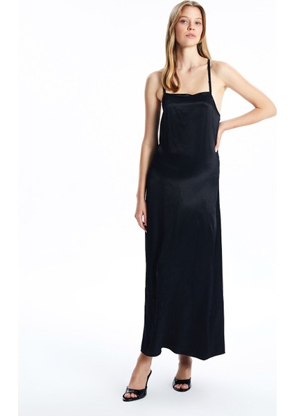 Yeni Sezon Kare Yaka Askılı Saten Elbise