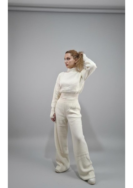 Kadın Balıkçı Yaka Geniş Paça Triko Takım fiyatları
