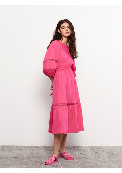 Yeni Sezon Bisiklet Yaka Nakışlı Poplin Elbise fiyatları