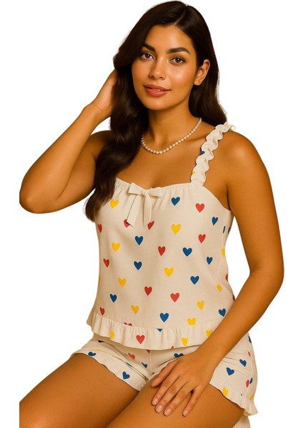 Kalp Desenli Şortlu Pijama Takımı fiyatları
