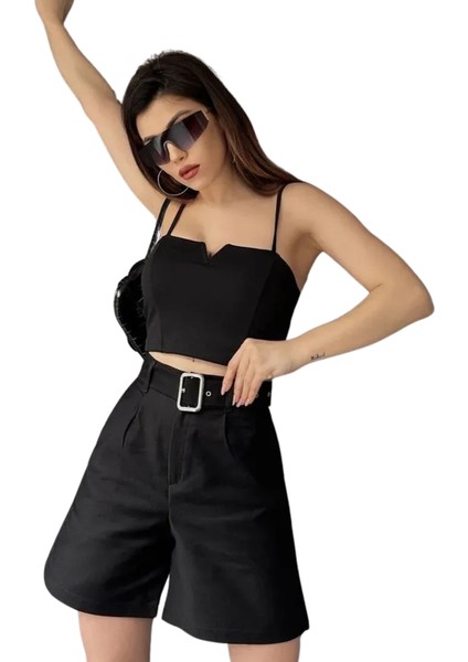 Rahat Kesim Kemerli Şort -Si̇yah fiyatları