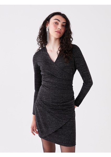 Yeni Sezon Kruvaze Yaka Parlak Görünümlü Elbise fırsatları