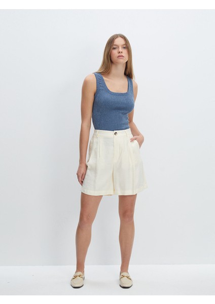 Yeni Sezon Rahat Kalıp Düz Keten Görünümlü Kadın Şort