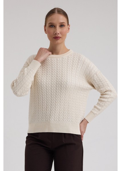 Kayık Yaka Selanik ve Saç Örgü Salaç Kazak